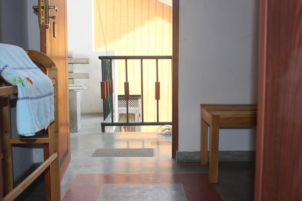 Sanras Hotel Гале Екстериор снимка